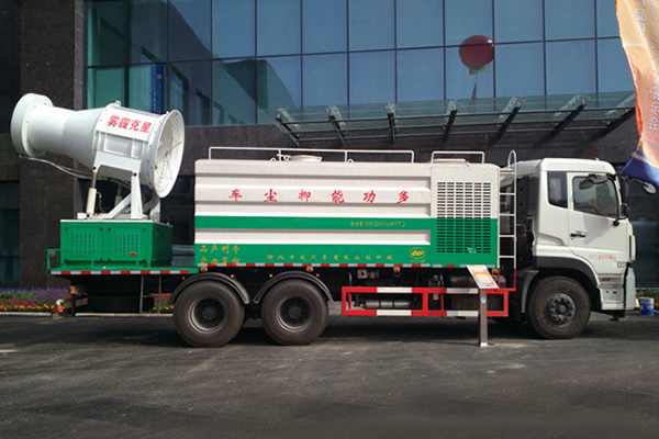 東風天龍抑塵車