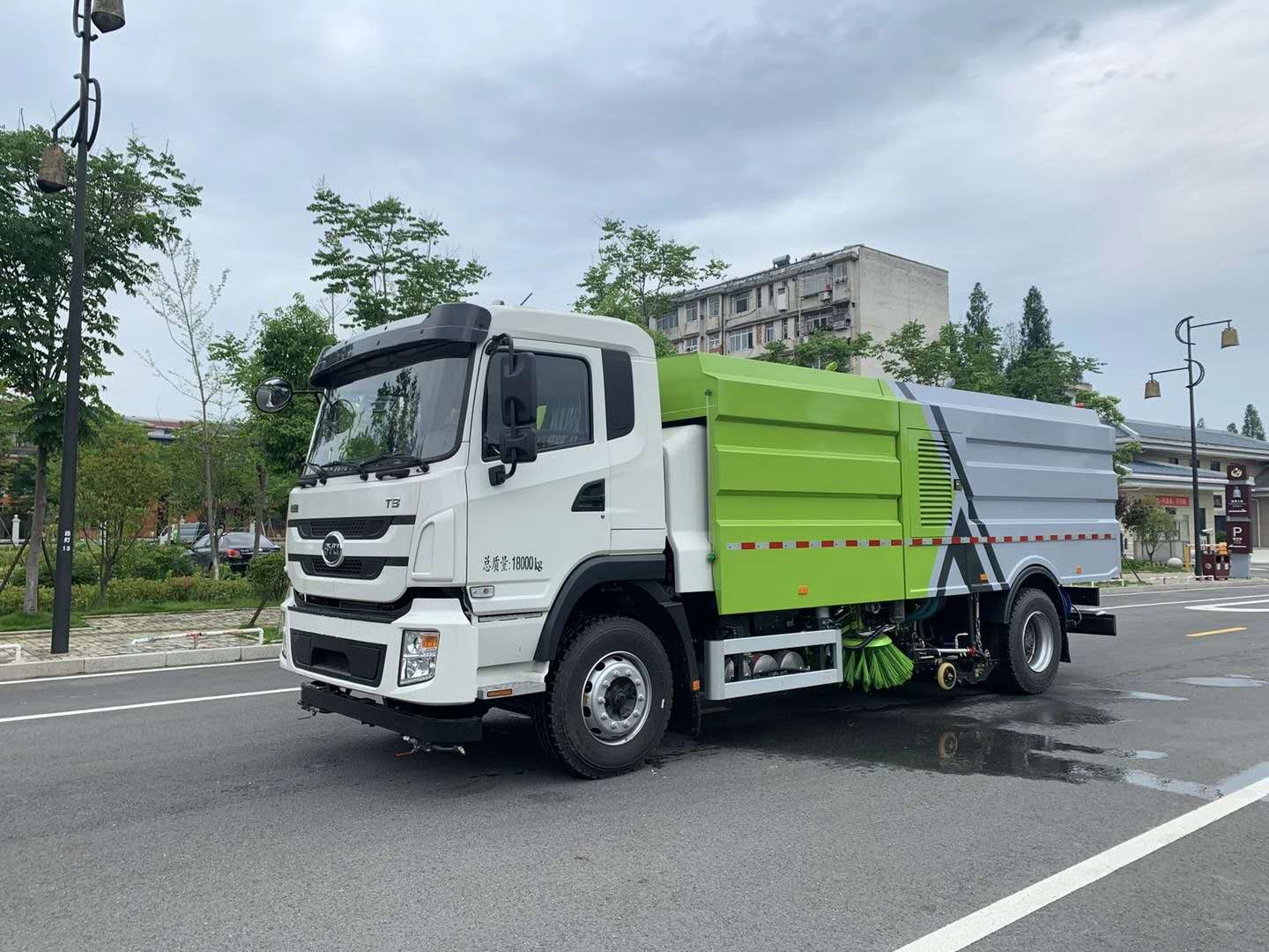 比亞迪T8純電動大型洗掃車