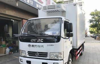(廂長4.0米)東風(fēng)多利卡冷藏車