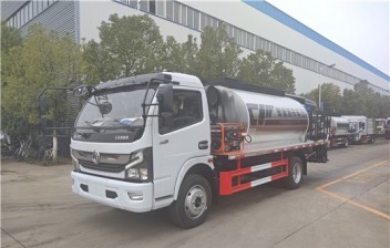 6噸智能型瀝青灑布車
